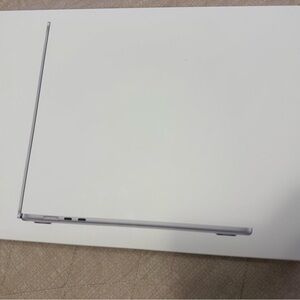Apple MacBook Air ( 15-inch 2025 )